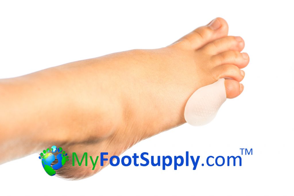 Tailors Bunion Cushion, baby toe sleeve, toe sleeve, baby toe bunion, toe bunion, bunion, bone pain, baby toe callus, toe callus, 5th met cushion, 5th metatarsal cushion, met gel, metatarsal gel